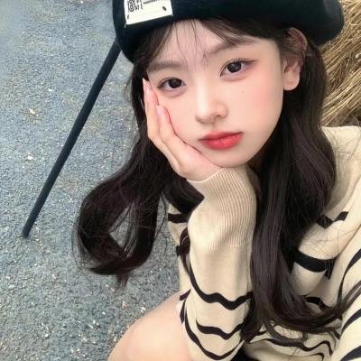 津津井小姐